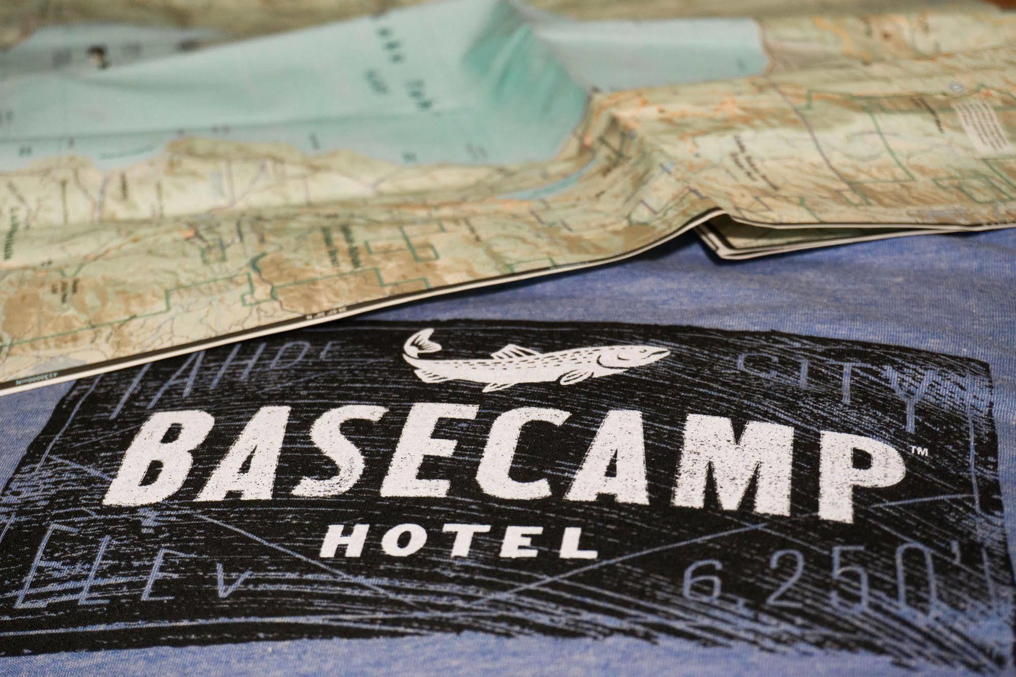 Basecamp Tahoe City Bagian luar foto
